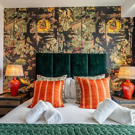 The Sanctuary At Ryedale House Апартаменты *