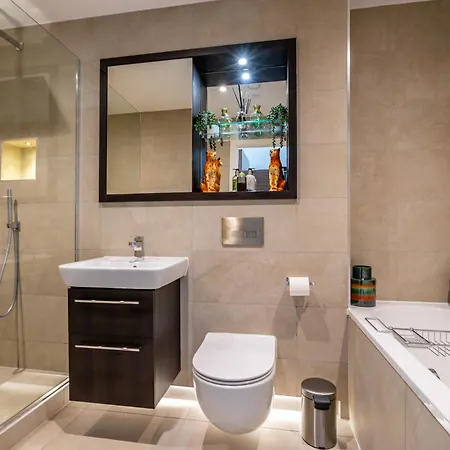 The Sanctuary At Ryedale House Apartment York