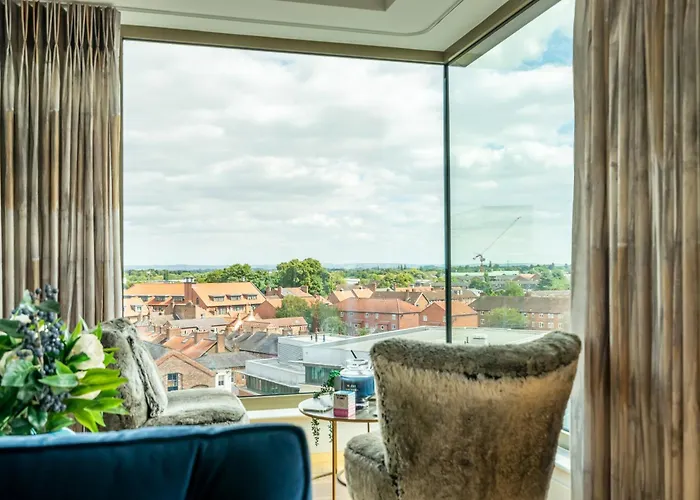 The Sanctuary At Ryedale House Apartment