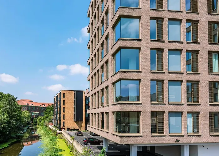 The Sanctuary At Ryedale House Apartment