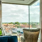 The Sanctuary At Ryedale House Appartement